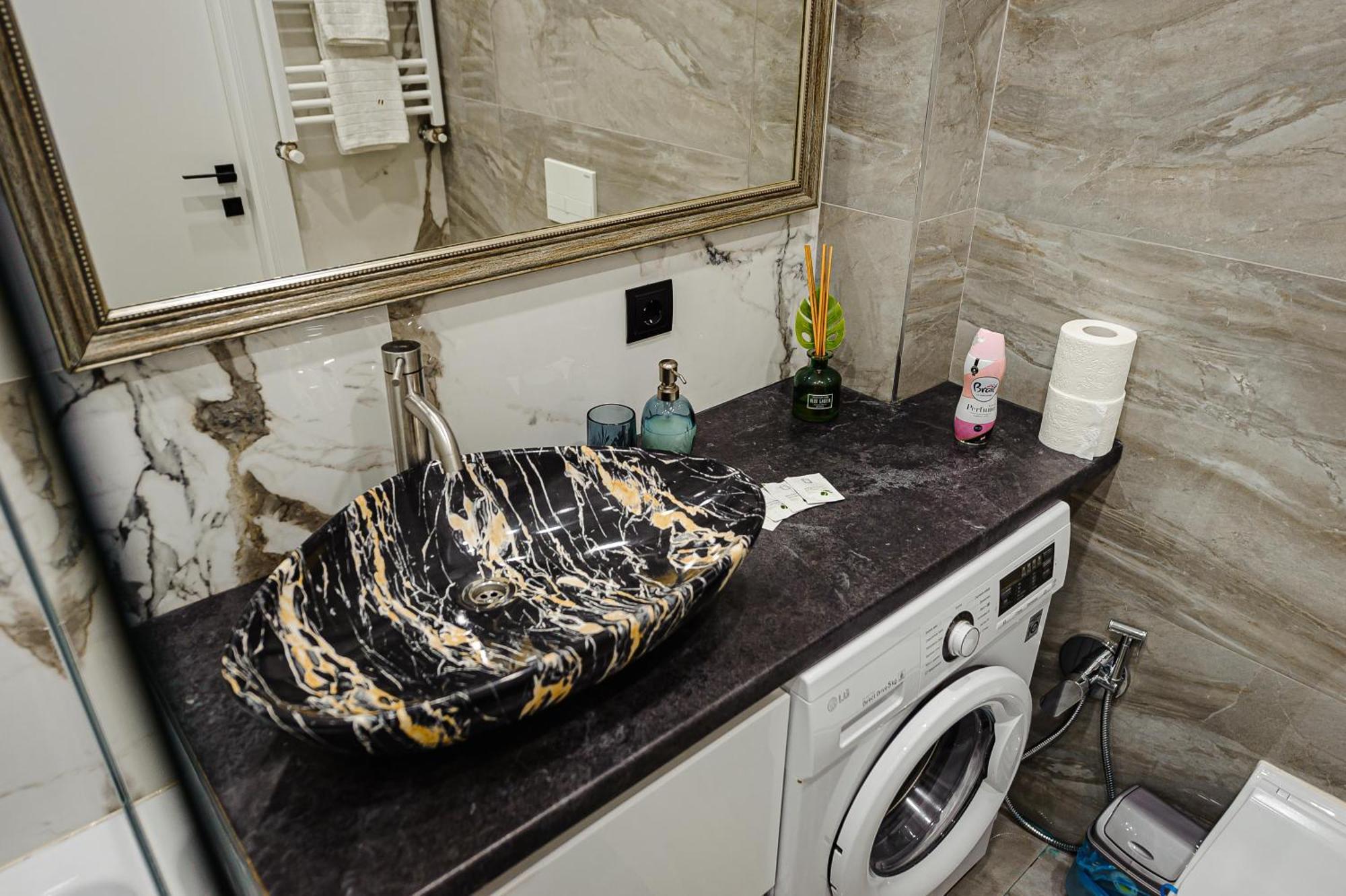 Luxury Oasis Flat Lejlighed Chişinău Eksteriør billede